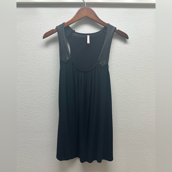 eighty sixty Tops - Black Sleeveless Top